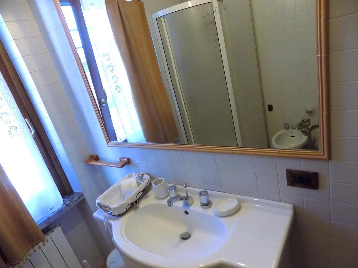 Casa Nuccia Gentili David Aparthotel Marina di Massa Exteriör bild