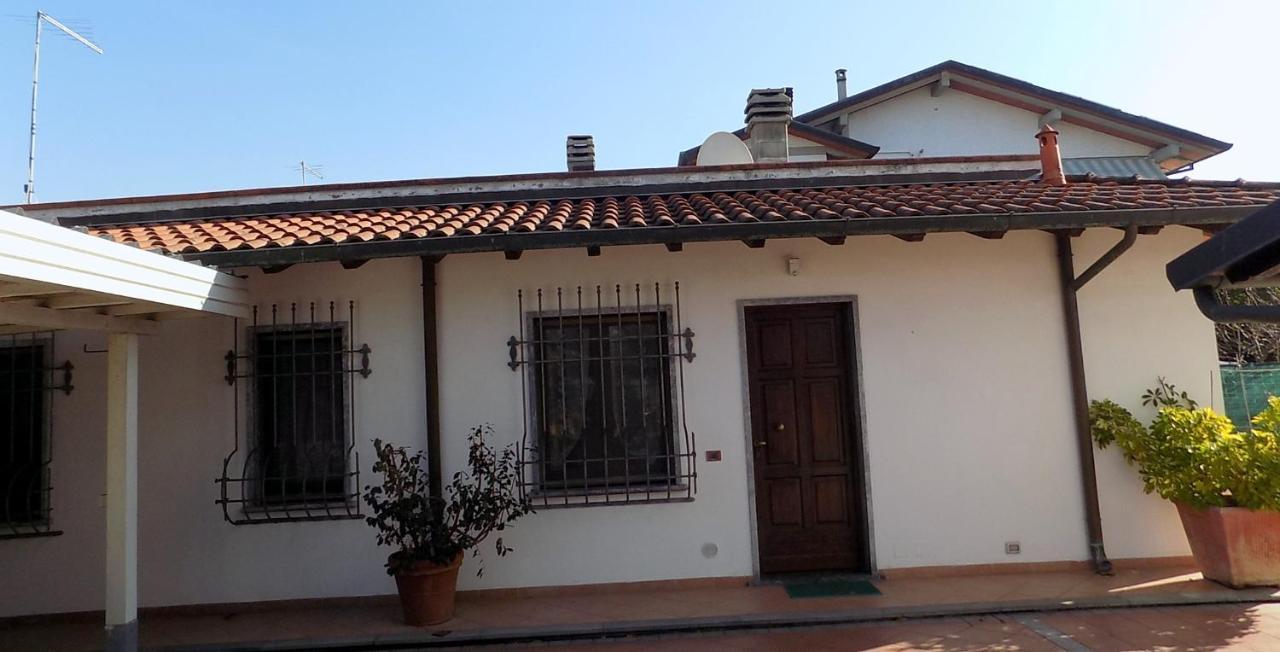 Casa Nuccia Gentili David Aparthotel Marina di Massa Exteriör bild